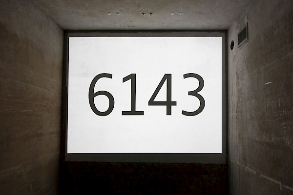 Julian Palacz ⋅ Prime Numbers on a Timeline (1)