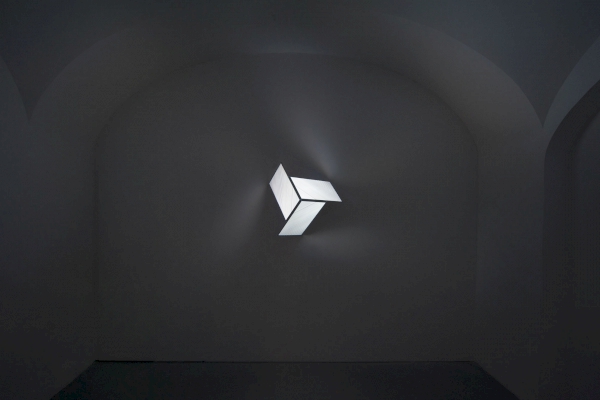 Julian Palacz ⋅ Beacon Frequency (1)